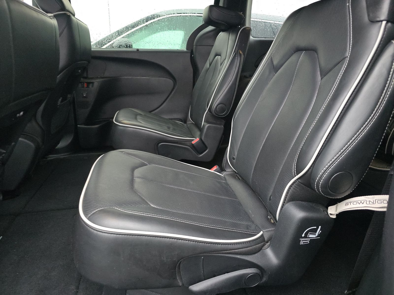 2025 Chrysler Pacifica Limited FWD