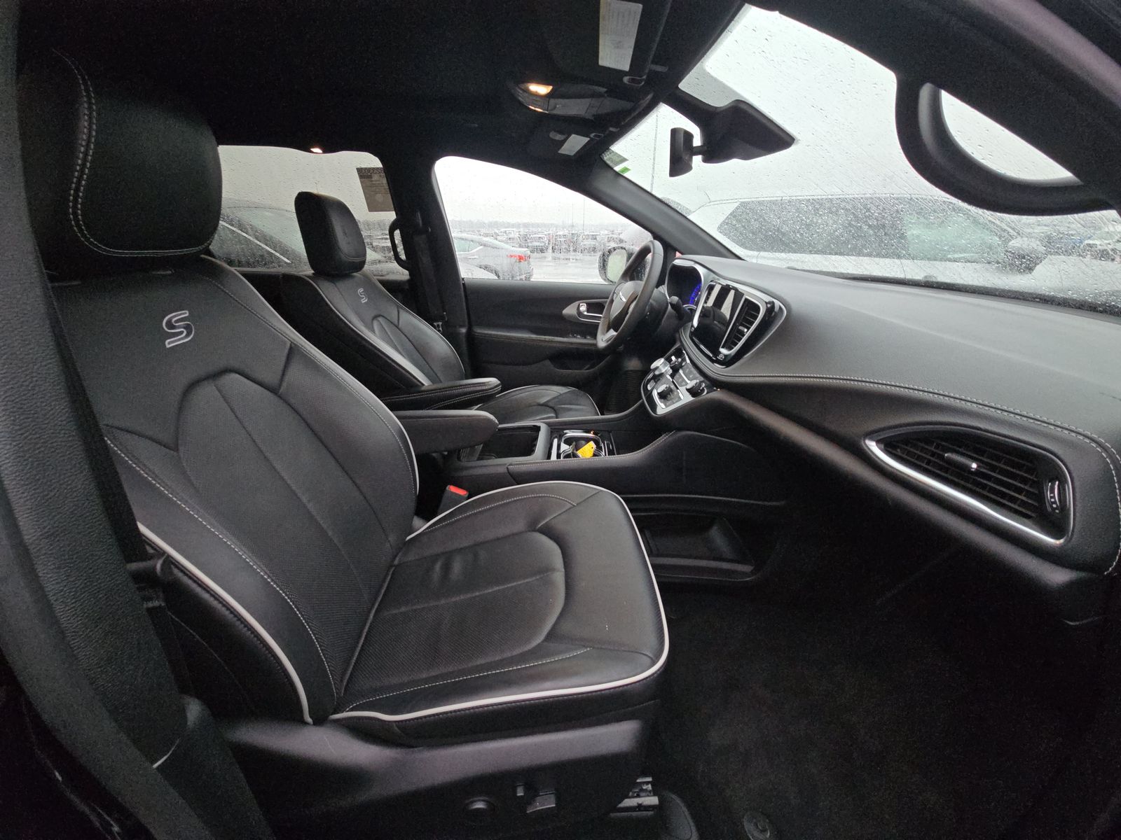 2025 Chrysler Pacifica Limited FWD