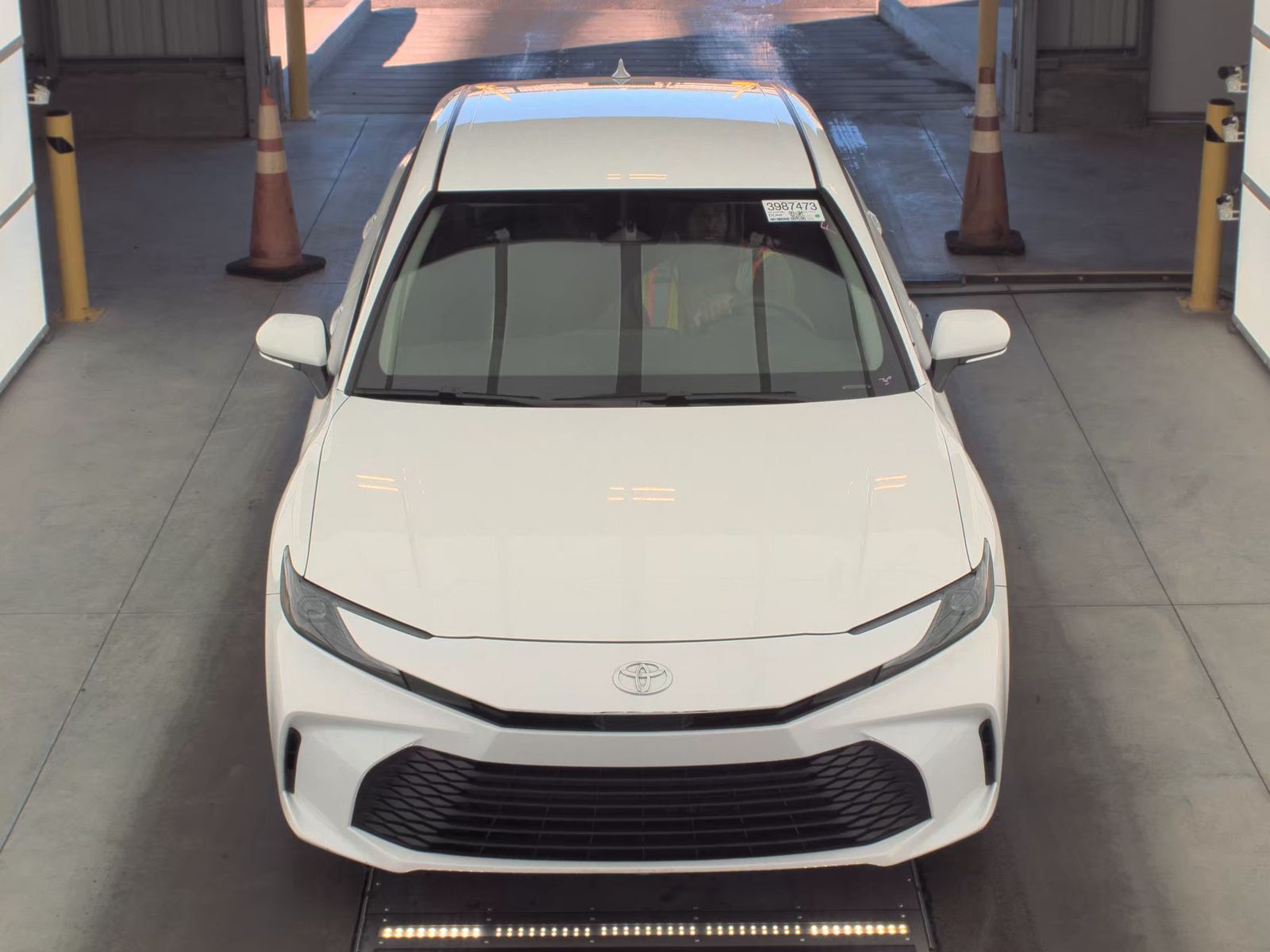 2025 Toyota Camry LE FWD