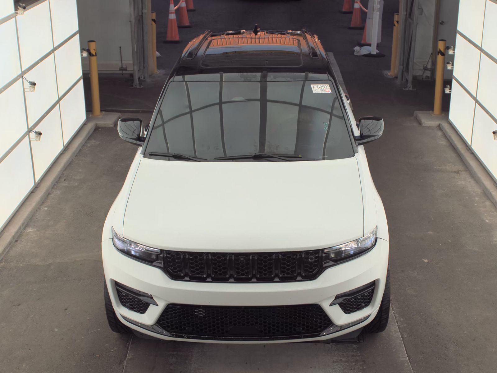 2022 Jeep Grand Cherokee Summit AWD