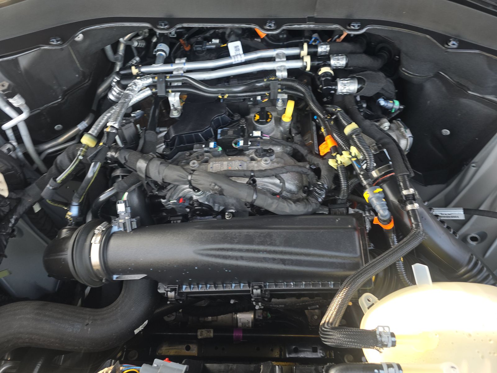 2025 Ford Explorer Active AWD