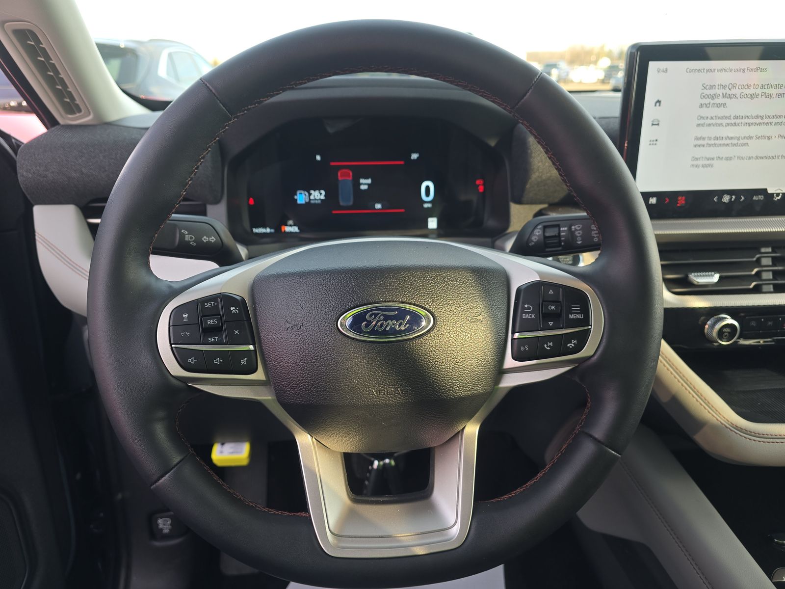 2025 Ford Explorer Active AWD