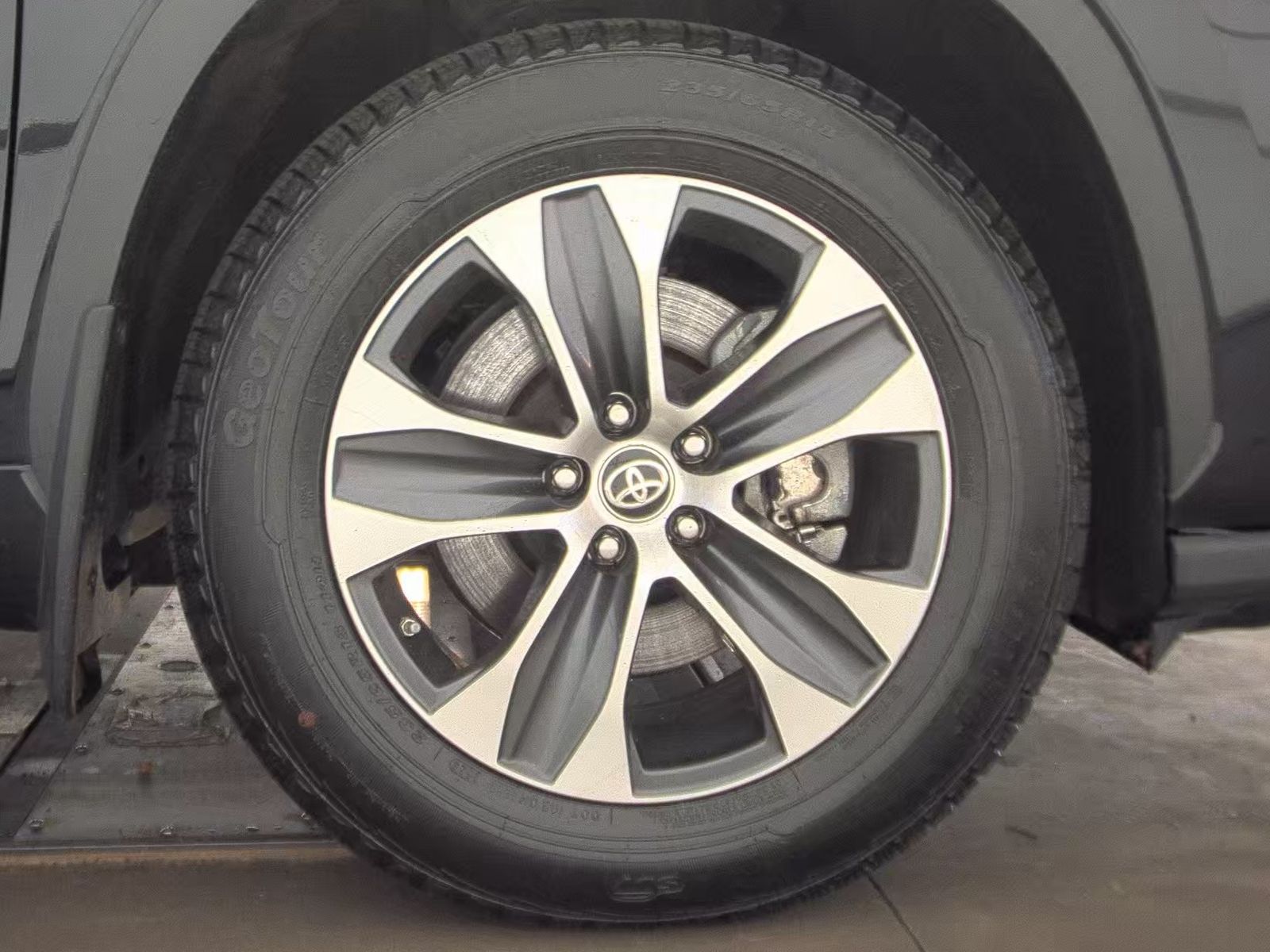 2024 Toyota Highlander XLE AWD