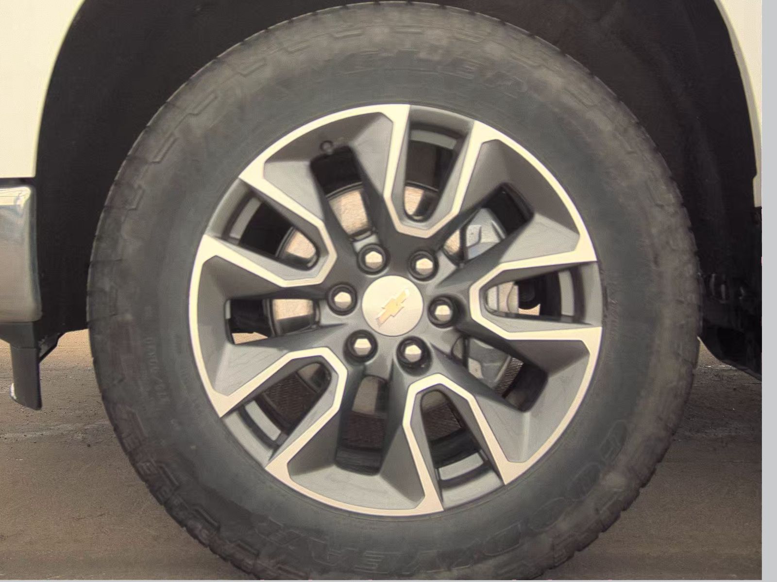 2023 Chevrolet Silverado 1500 LT AWD