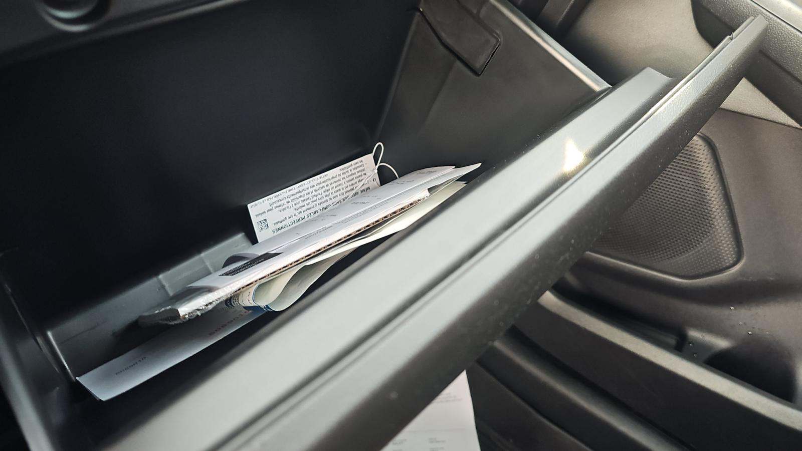 2025 Ford Escape Hybrid ST-Line Elite AWD