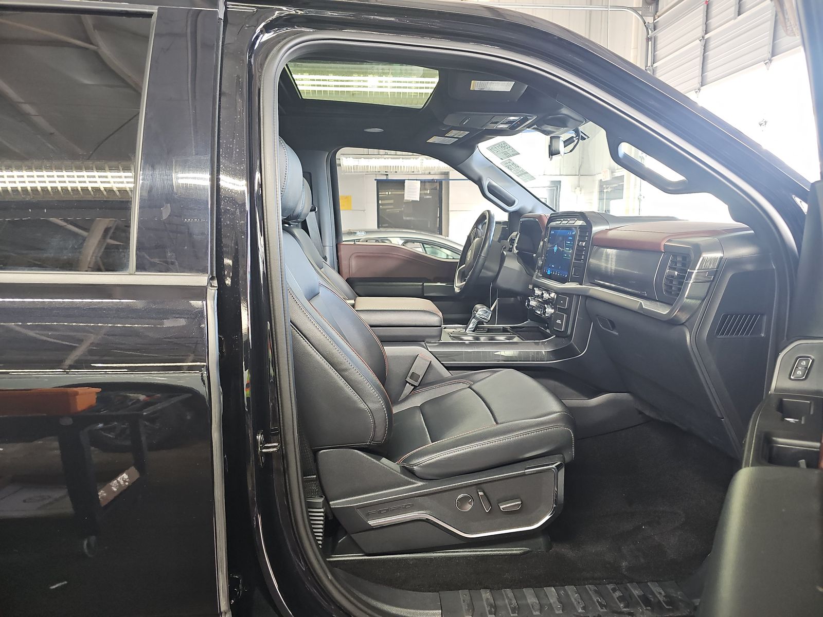 2022 Ford F-150 Lariat AWD