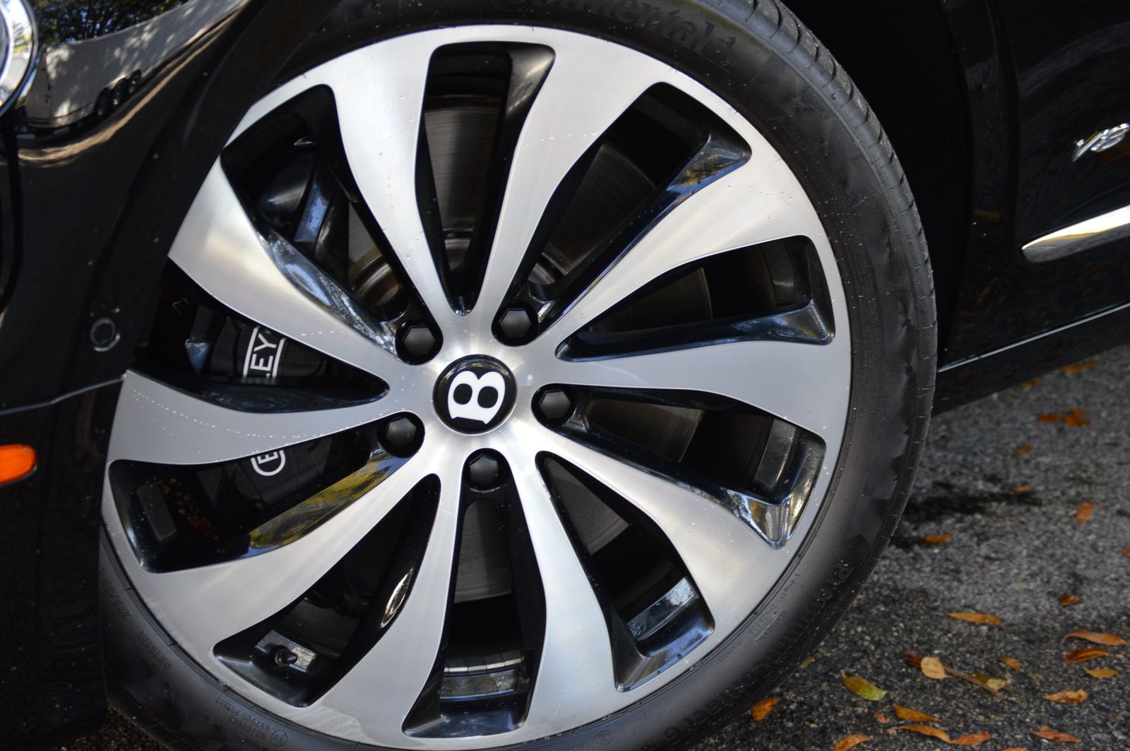 2022 Bentley Flying Spur V8 AWD