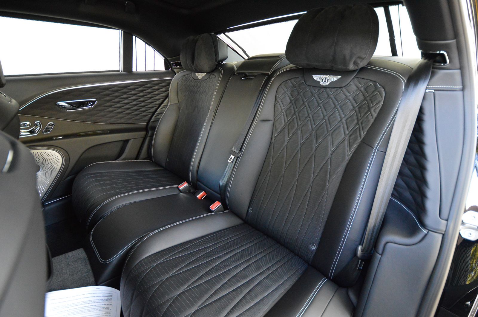 2022 Bentley Flying Spur V8 AWD