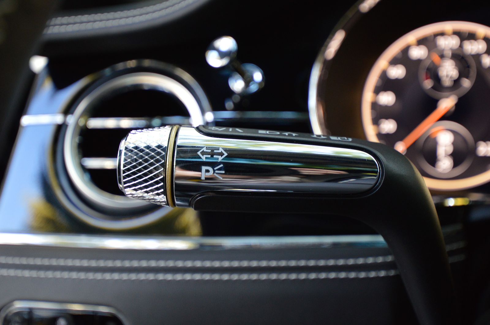 2022 Bentley Flying Spur V8 AWD