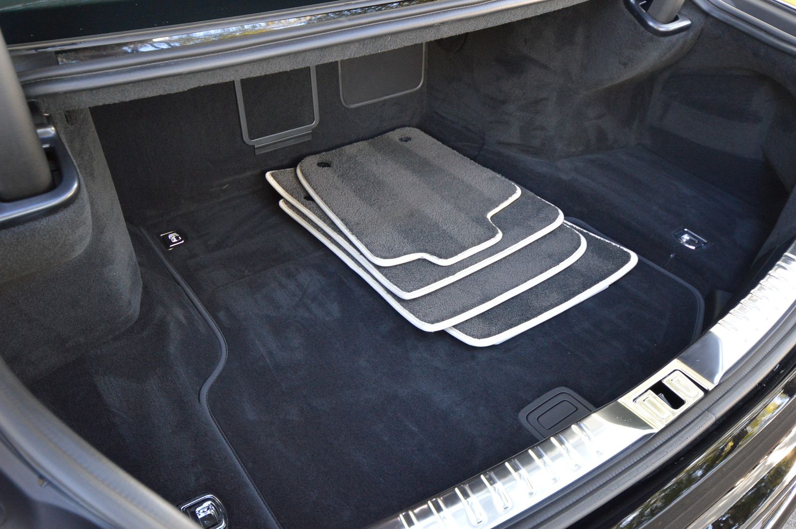 2022 Bentley Flying Spur V8 AWD