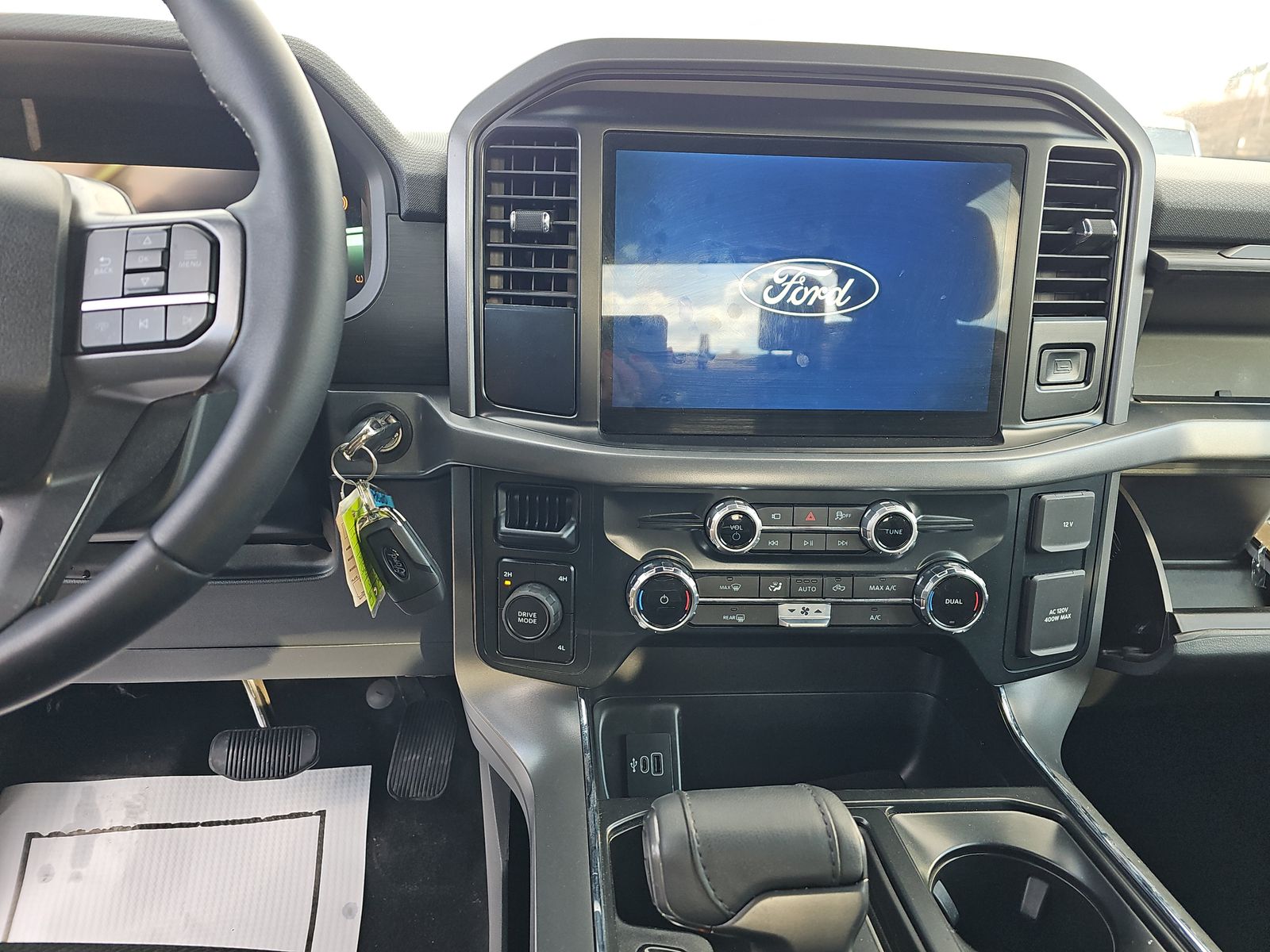 2025 Ford F-150 XLT AWD