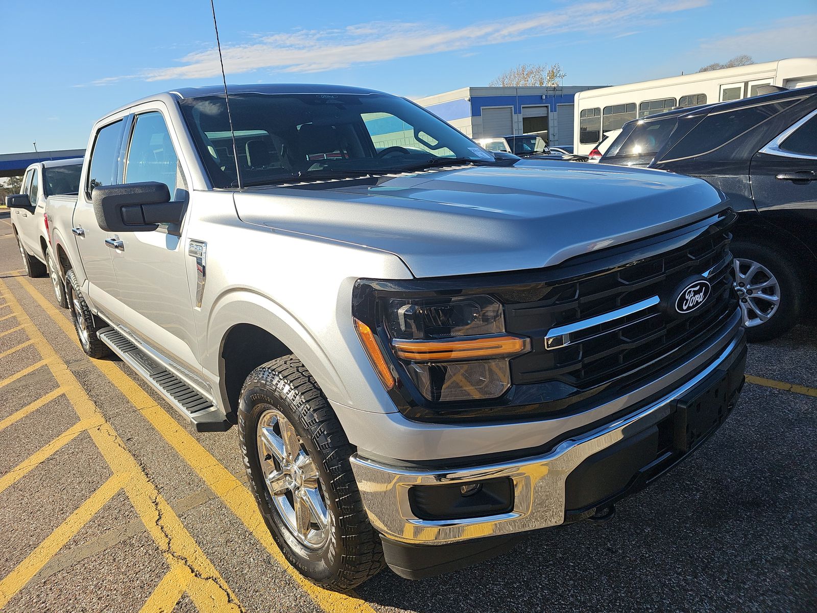 2025 Ford F-150 XLT AWD