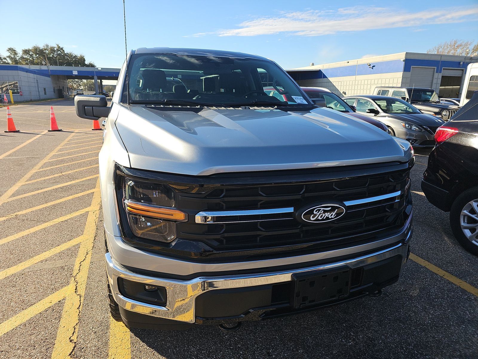 2025 Ford F-150 XLT AWD