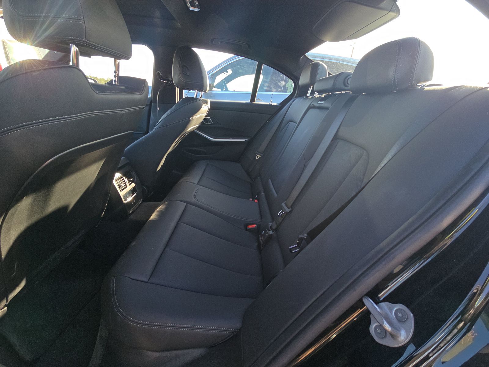 2025 BMW 3 Series 330i xDrive AWD