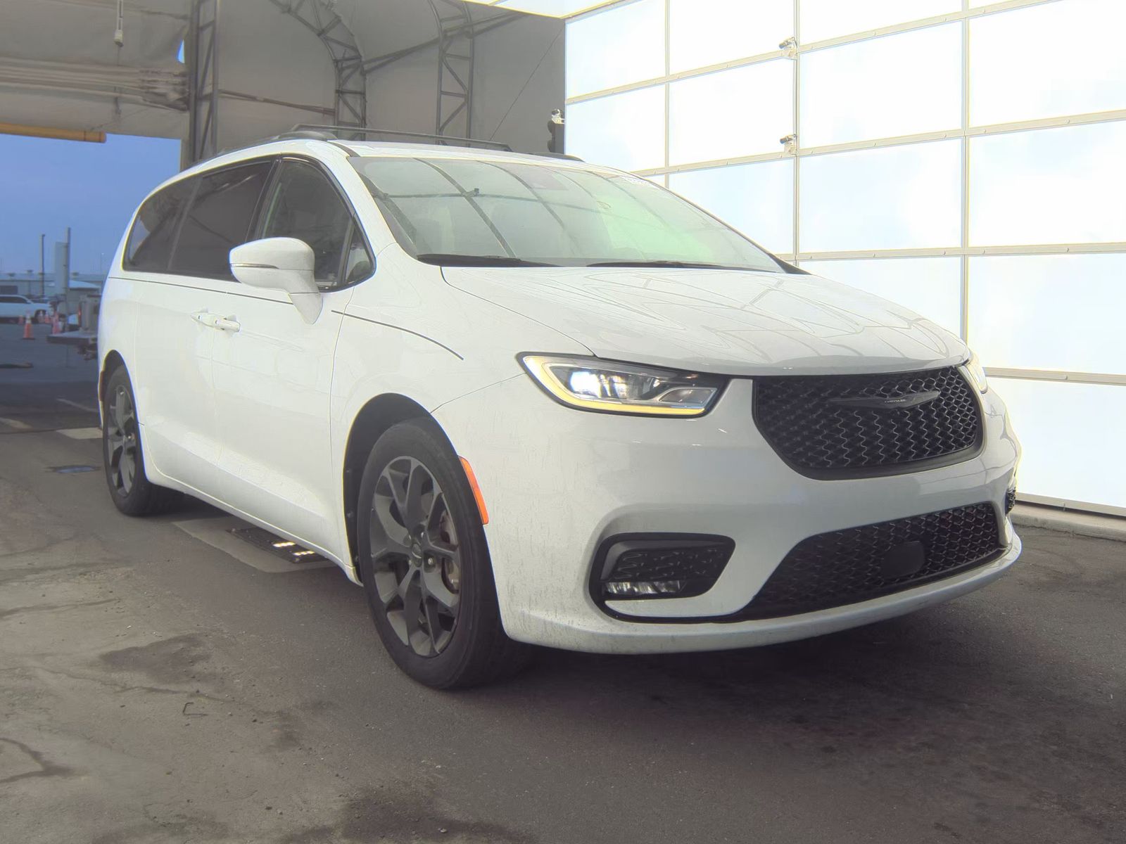 2021 Chrysler Pacifica Touring L FWD