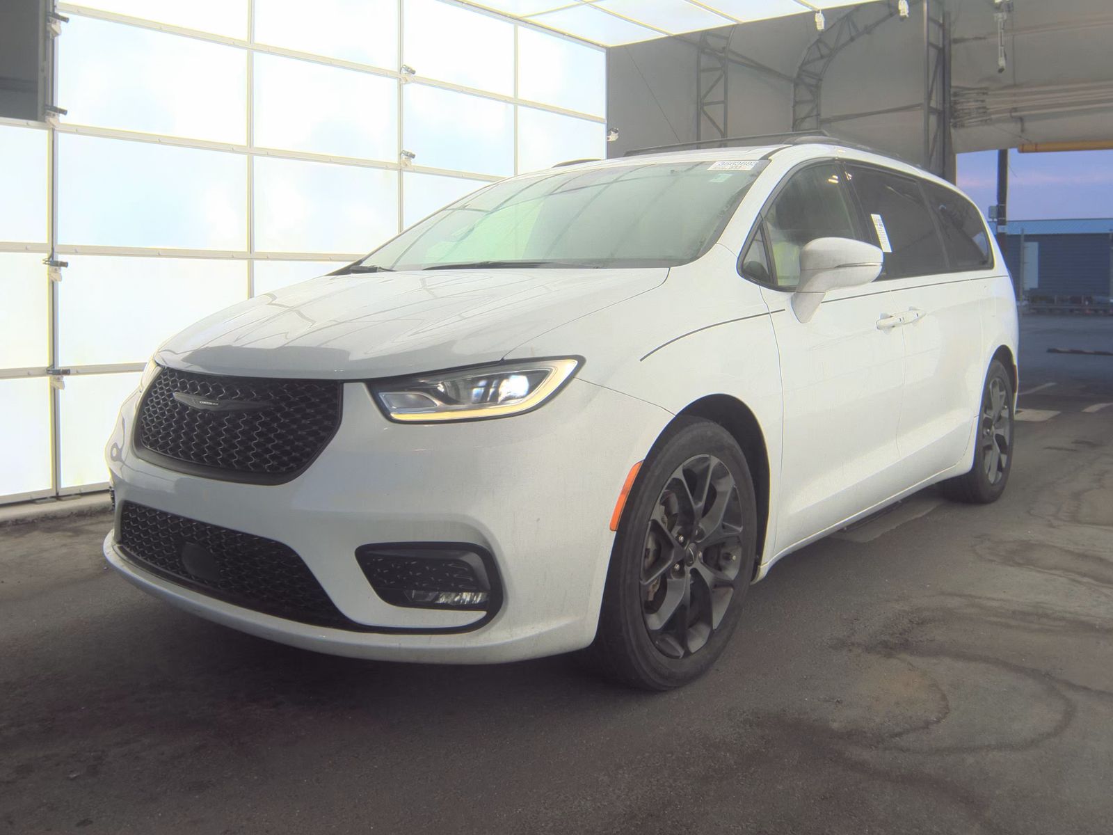 2021 Chrysler Pacifica Touring L FWD