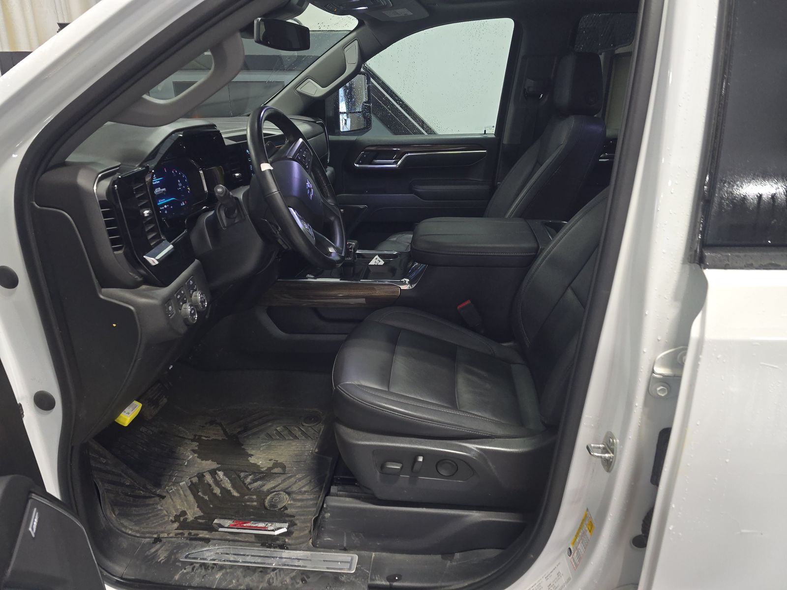 2024 Chevrolet Silverado 1500 RST AWD