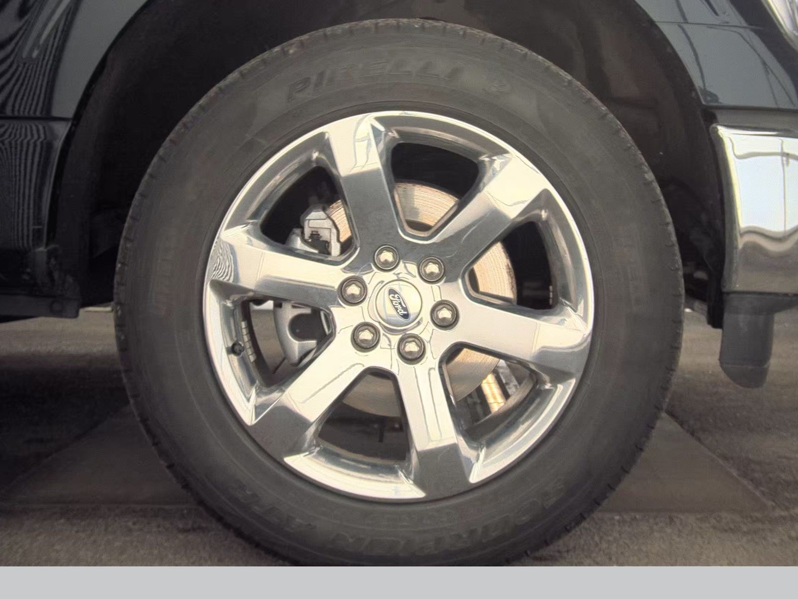 2023 Ford F-150 Lariat AWD