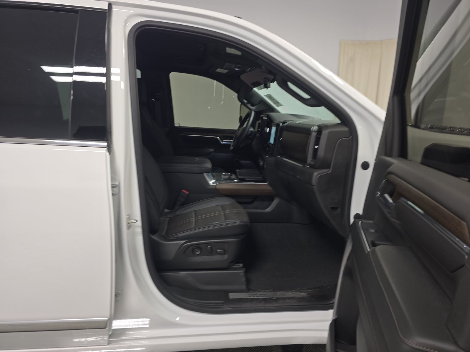 2024 Chevrolet Silverado 2500HD High Country AWD