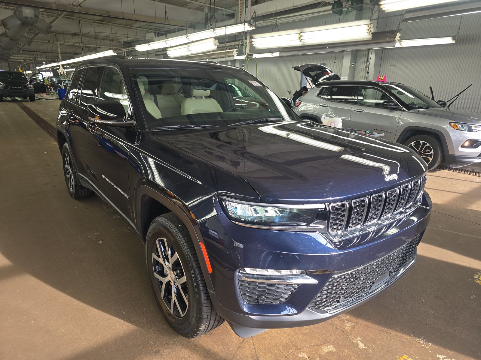 2024 Jeep Grand Cherokee Limited AWD