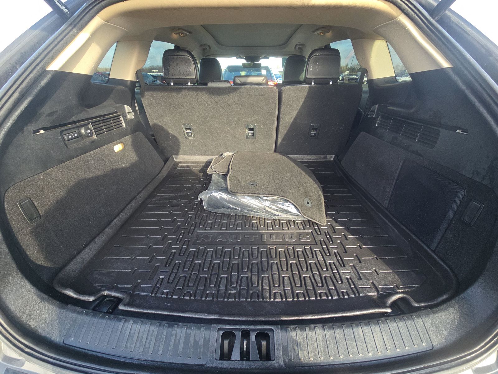 2022 Lincoln Nautilus Reserve AWD