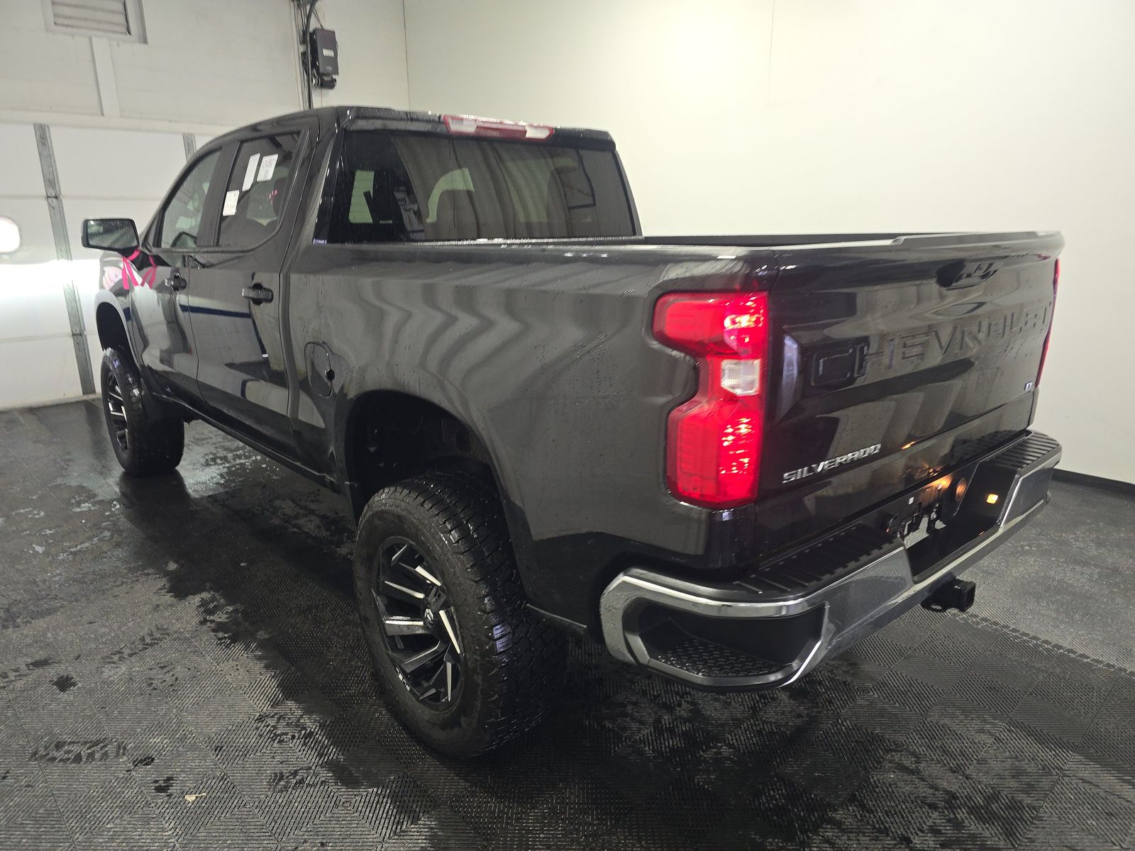 2025 Chevrolet Silverado 1500 LT AWD