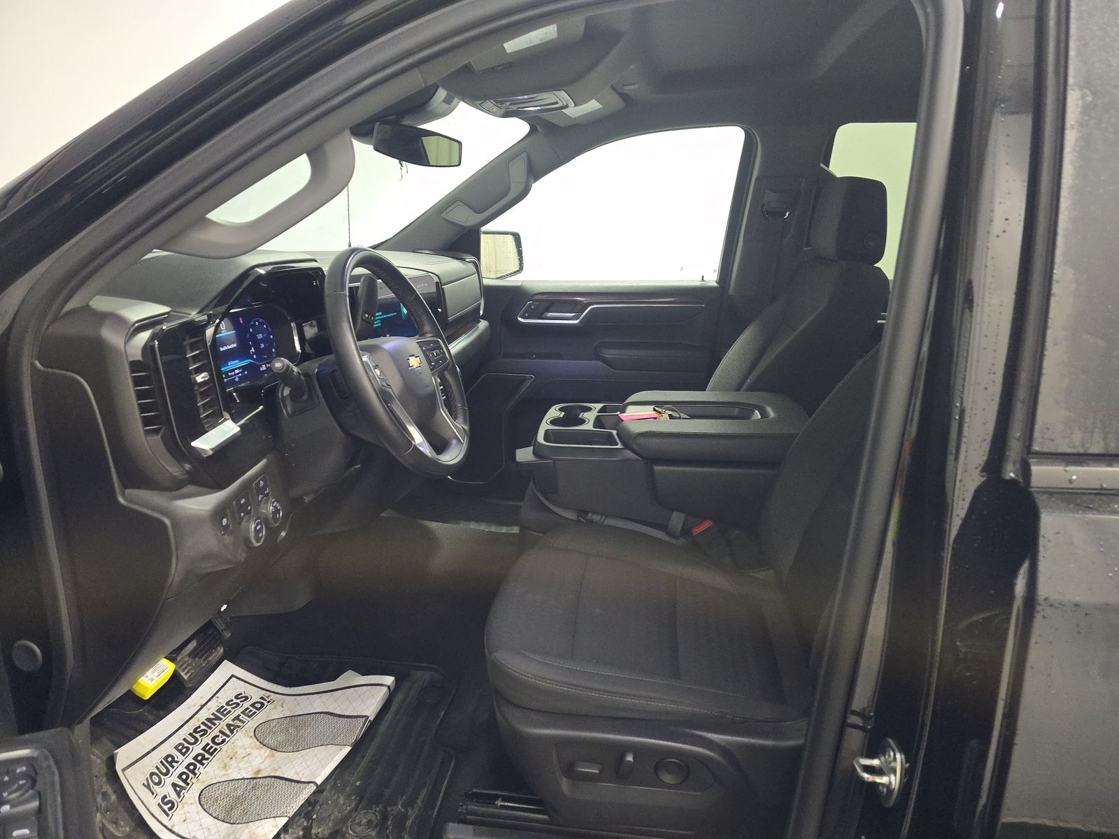 2025 Chevrolet Silverado 1500 LT AWD