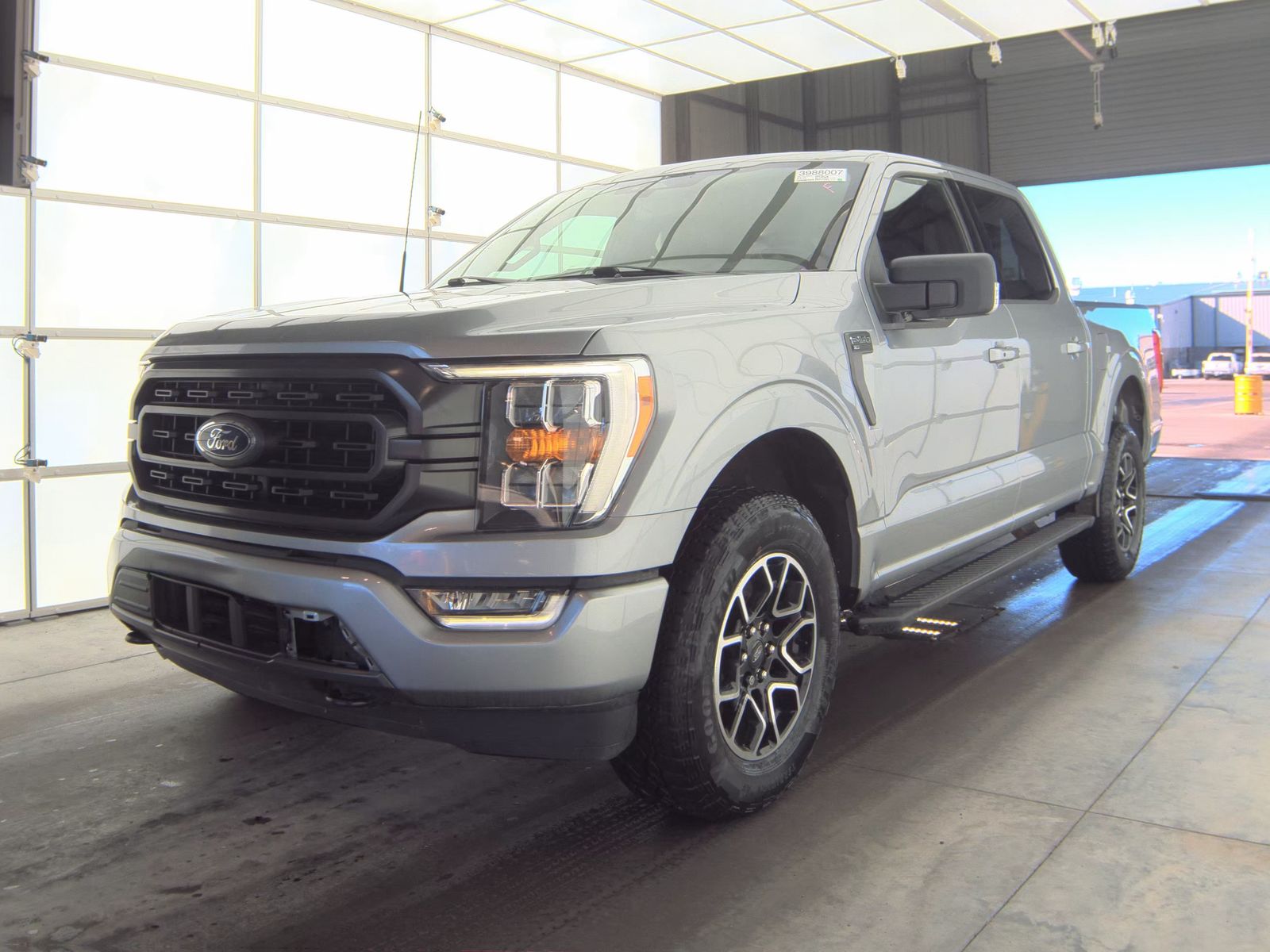2023 Ford F-150 XLT AWD