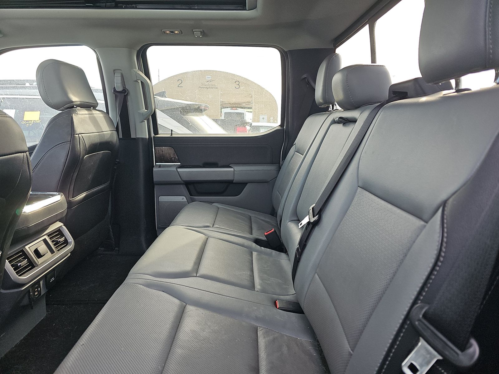 2023 Ford F-150 Lariat AWD