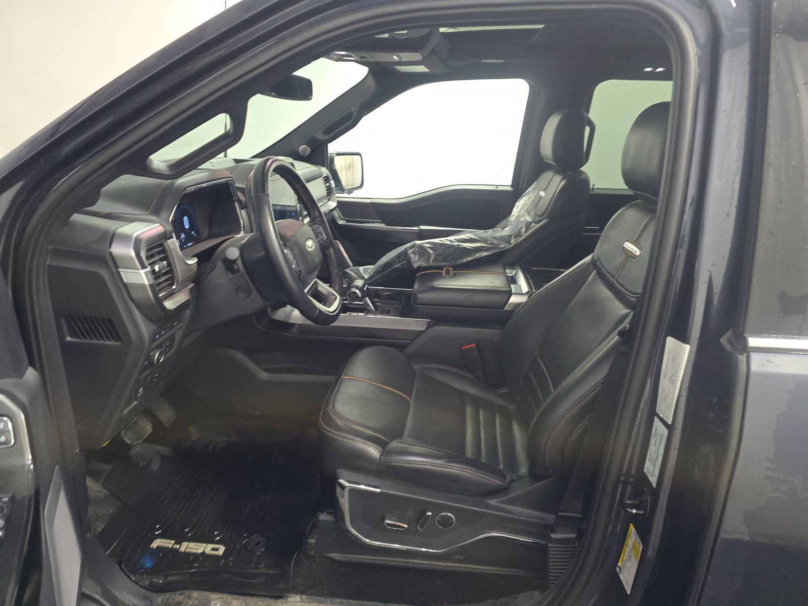 2022 Ford F-150 Platinum AWD