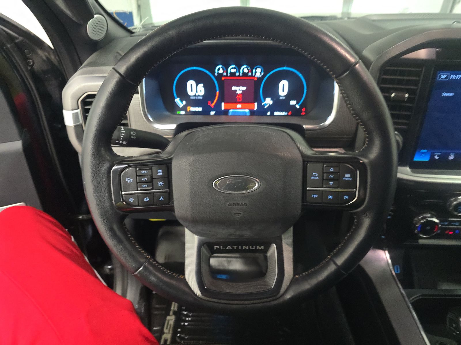 2022 Ford F-150 Platinum AWD