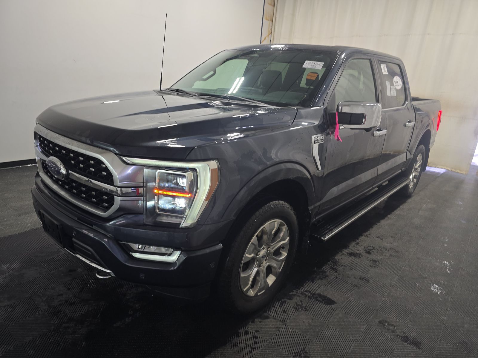 2022 Ford F-150 Platinum AWD