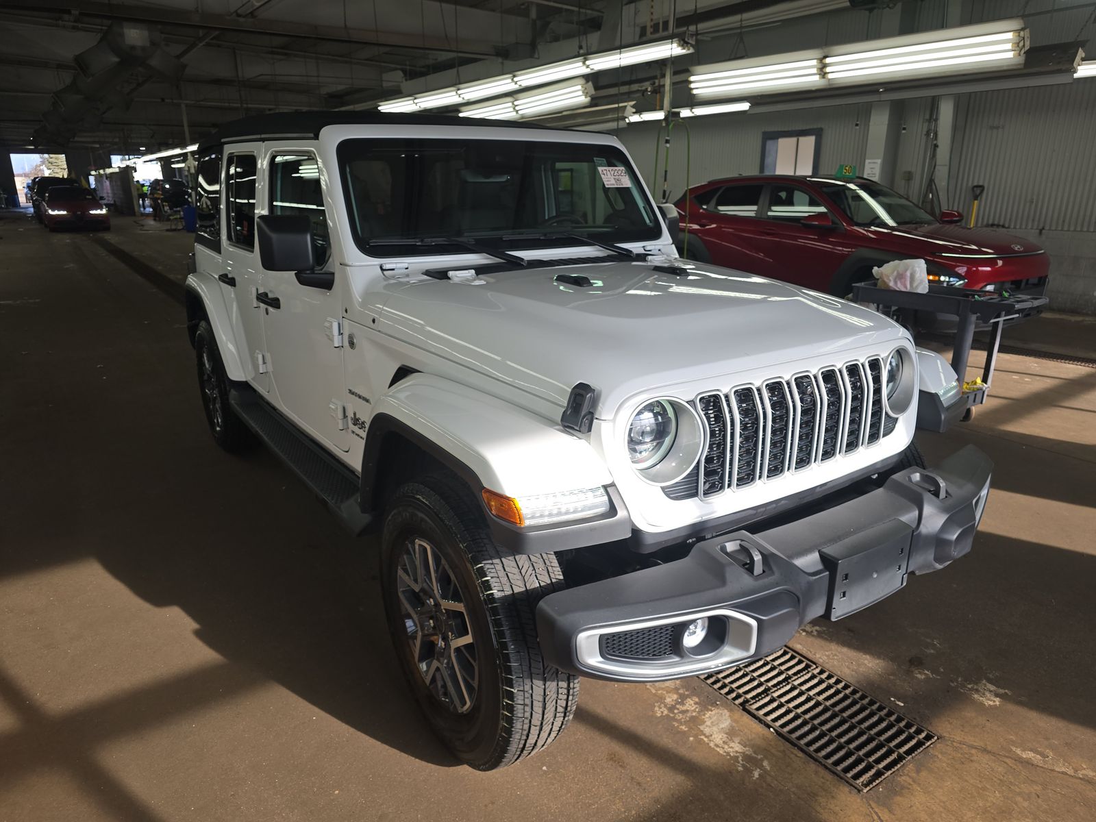 2024 Jeep Wrangler Sahara AWD