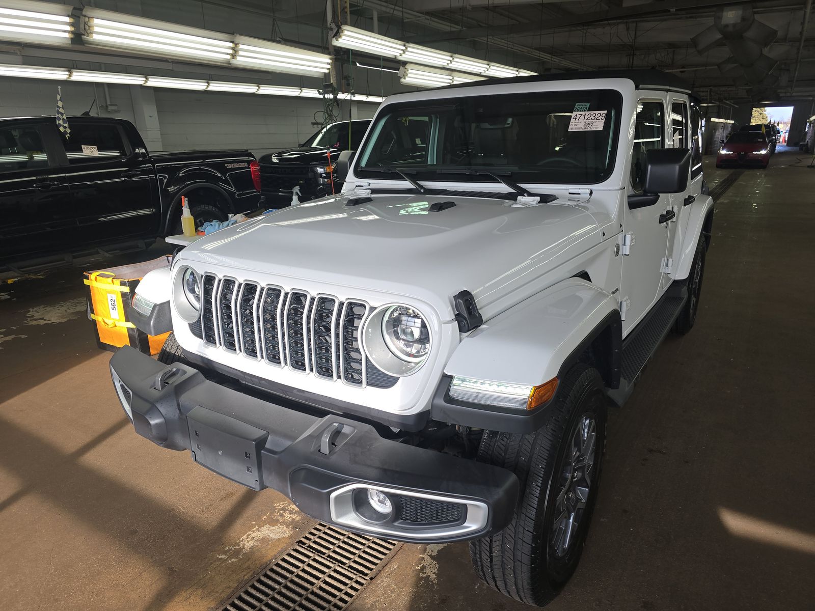 2024 Jeep Wrangler Sahara AWD
