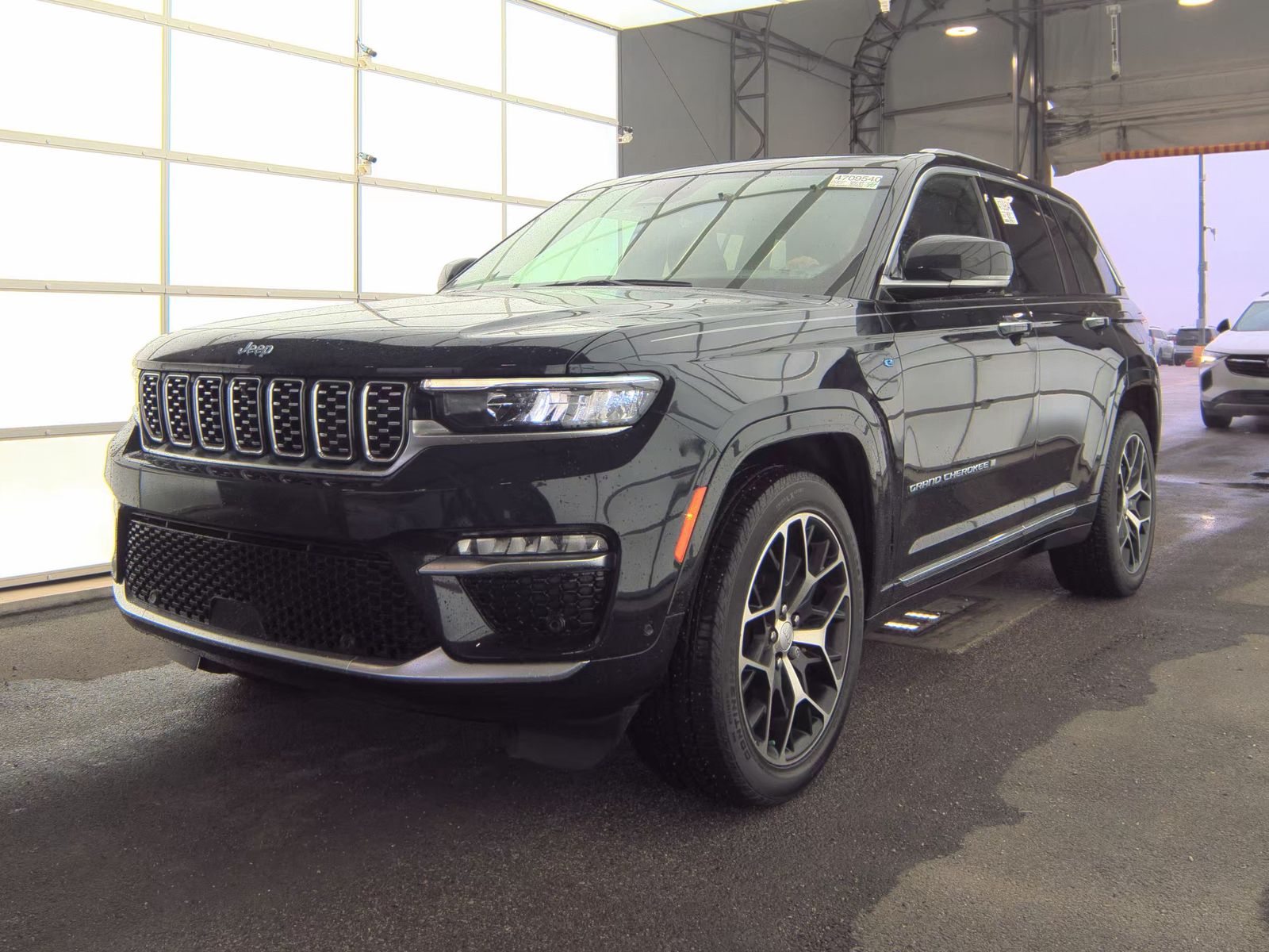 2022 Jeep Grand Cherokee 4xe Summit Reserve AWD