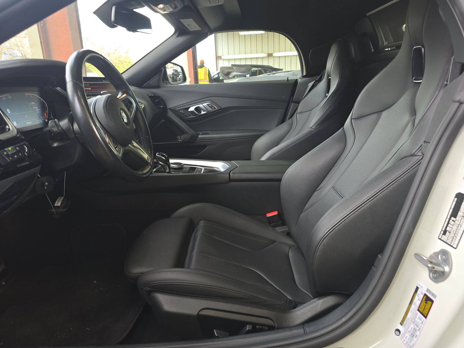 2025 BMW Z4 sDrive30i RWD