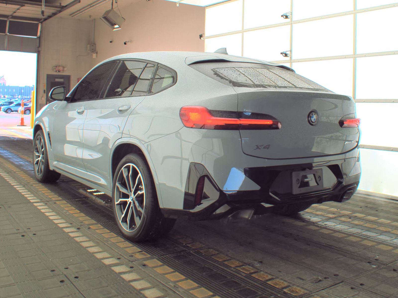 2022 BMW X4 xDrive30i AWD