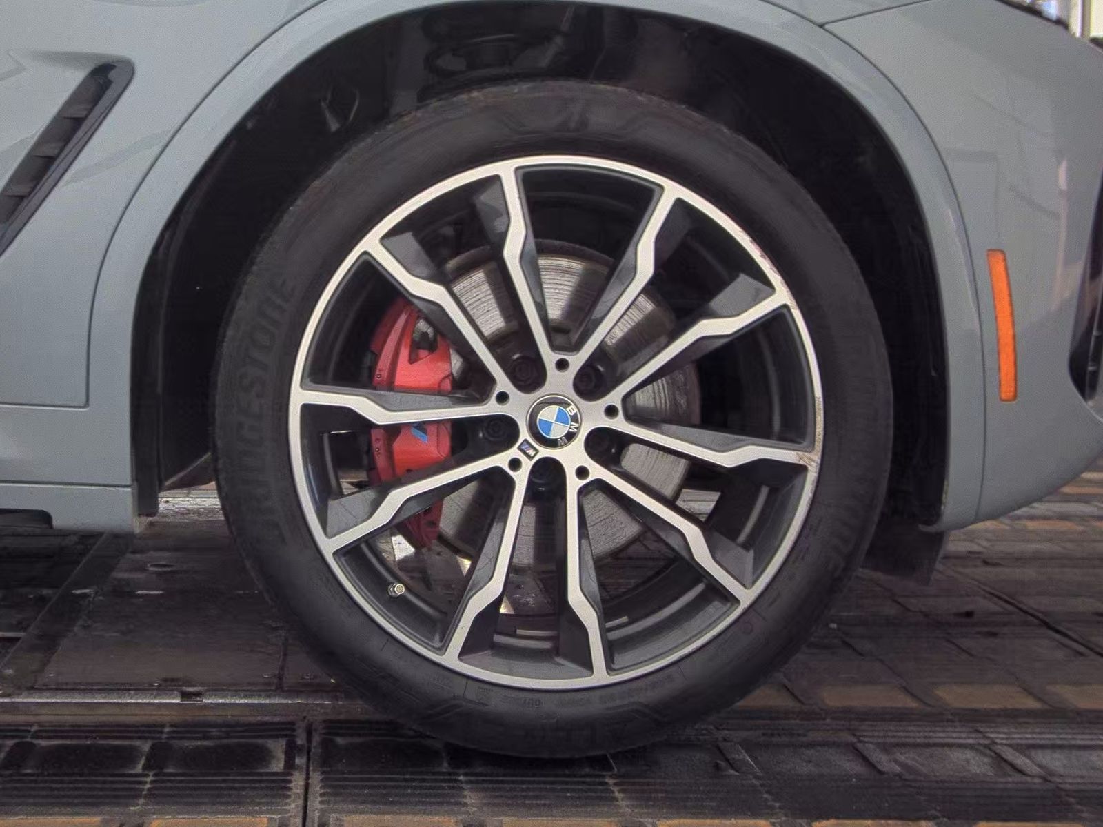 2022 BMW X4 xDrive30i AWD