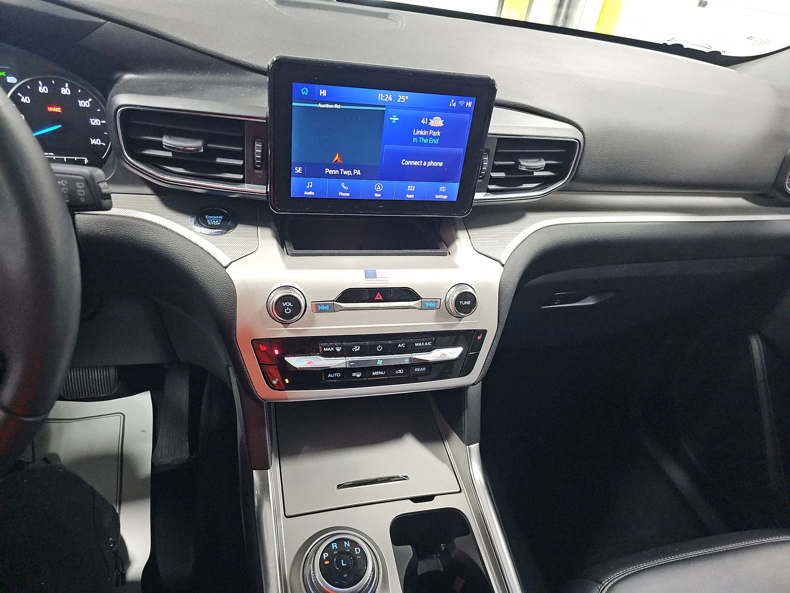 2023 Ford Explorer XLT AWD