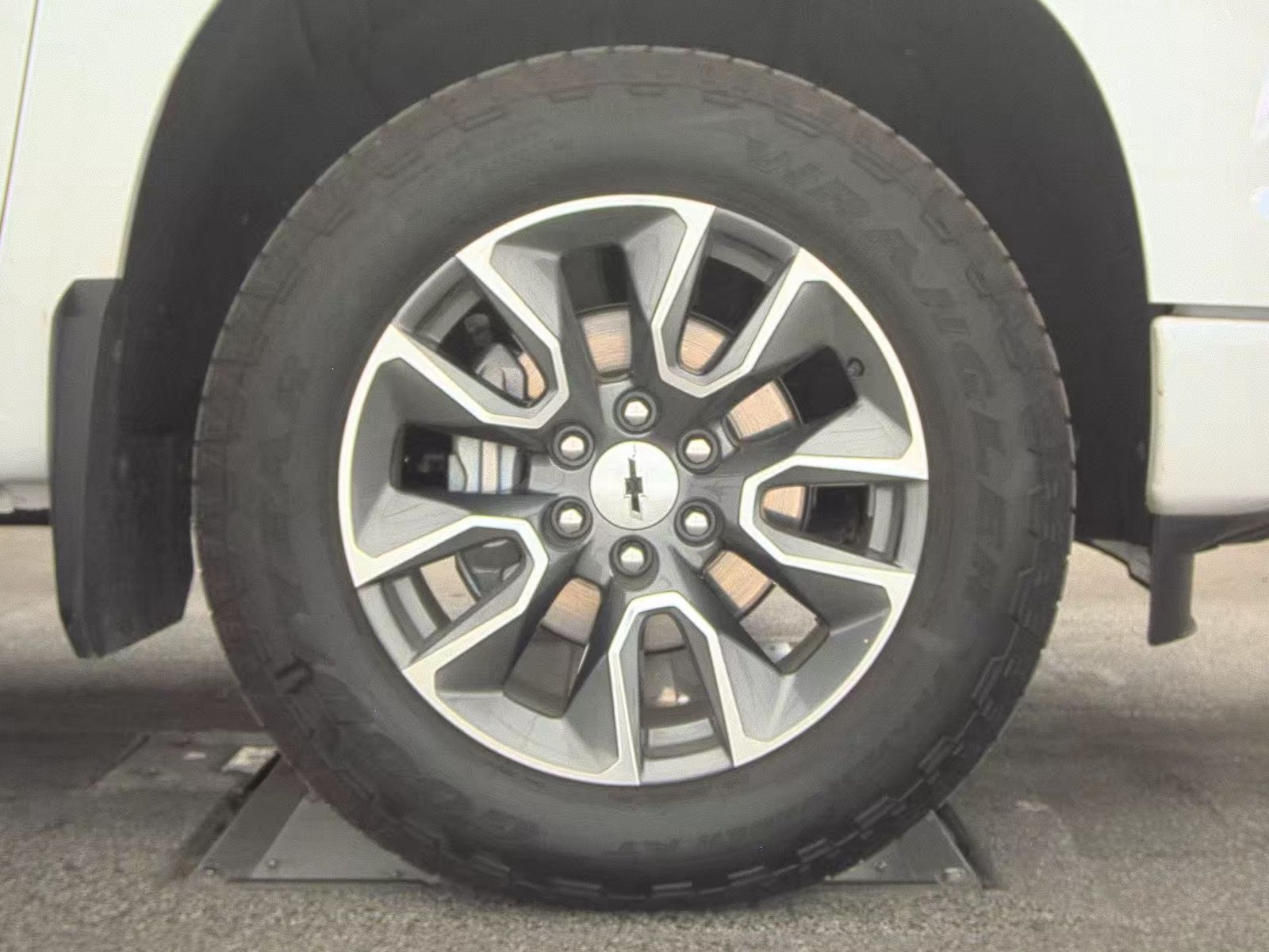 2025 Chevrolet Silverado 1500 RST AWD