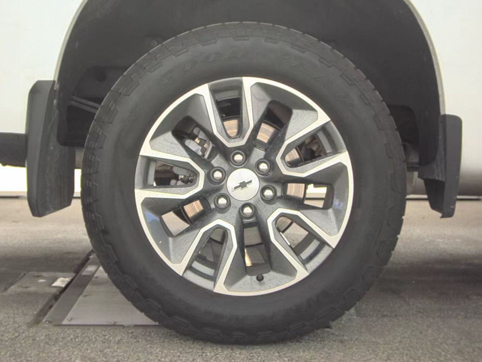 2025 Chevrolet Silverado 1500 RST AWD