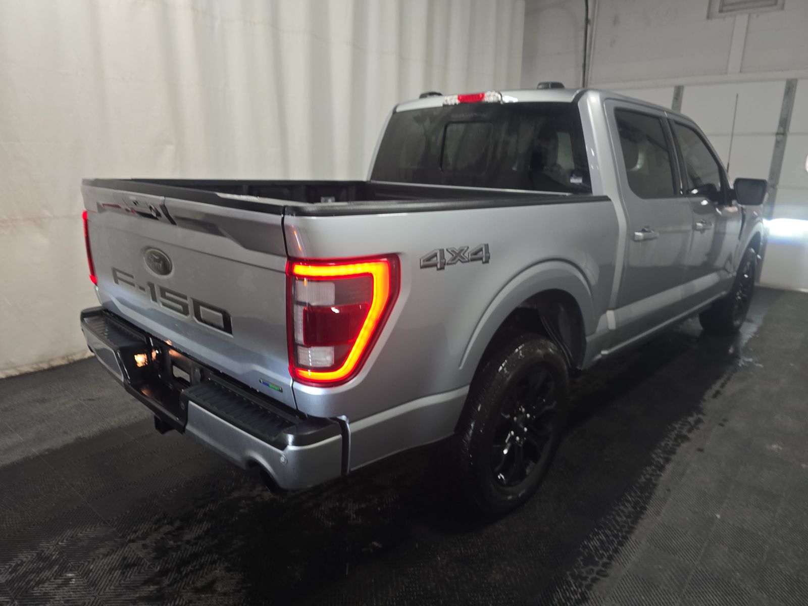 2023 Ford F-150 Lariat AWD