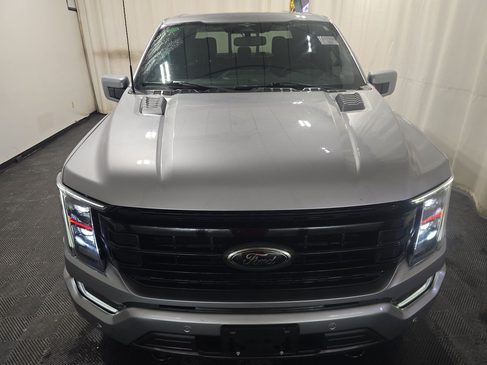2023 Ford F-150 Lariat AWD