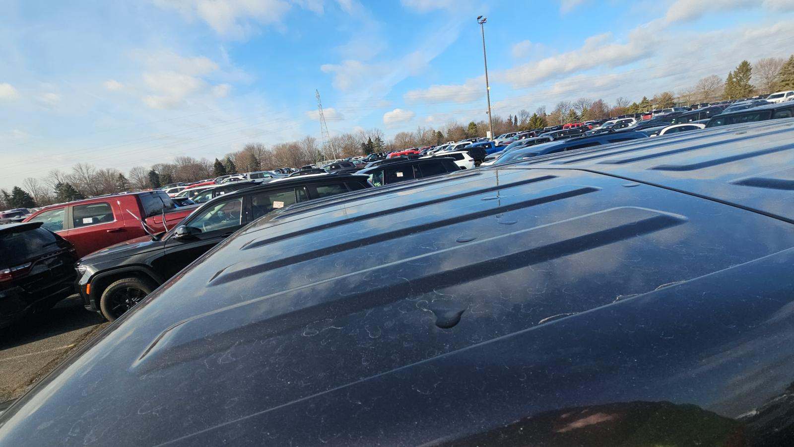 2025 Jeep Wrangler Sahara AWD