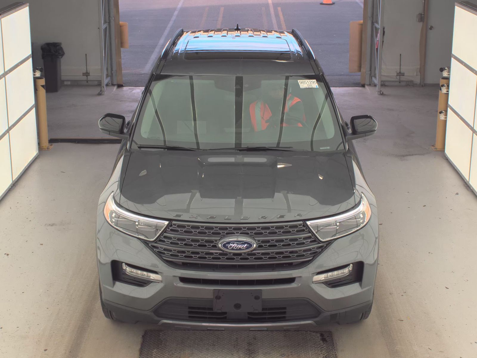 2023 Ford Explorer XLT AWD