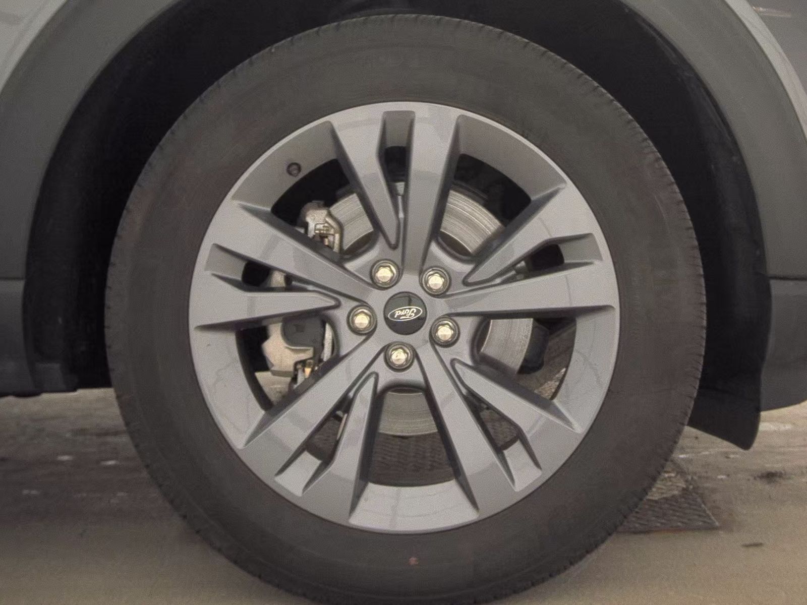 2023 Ford Explorer XLT AWD