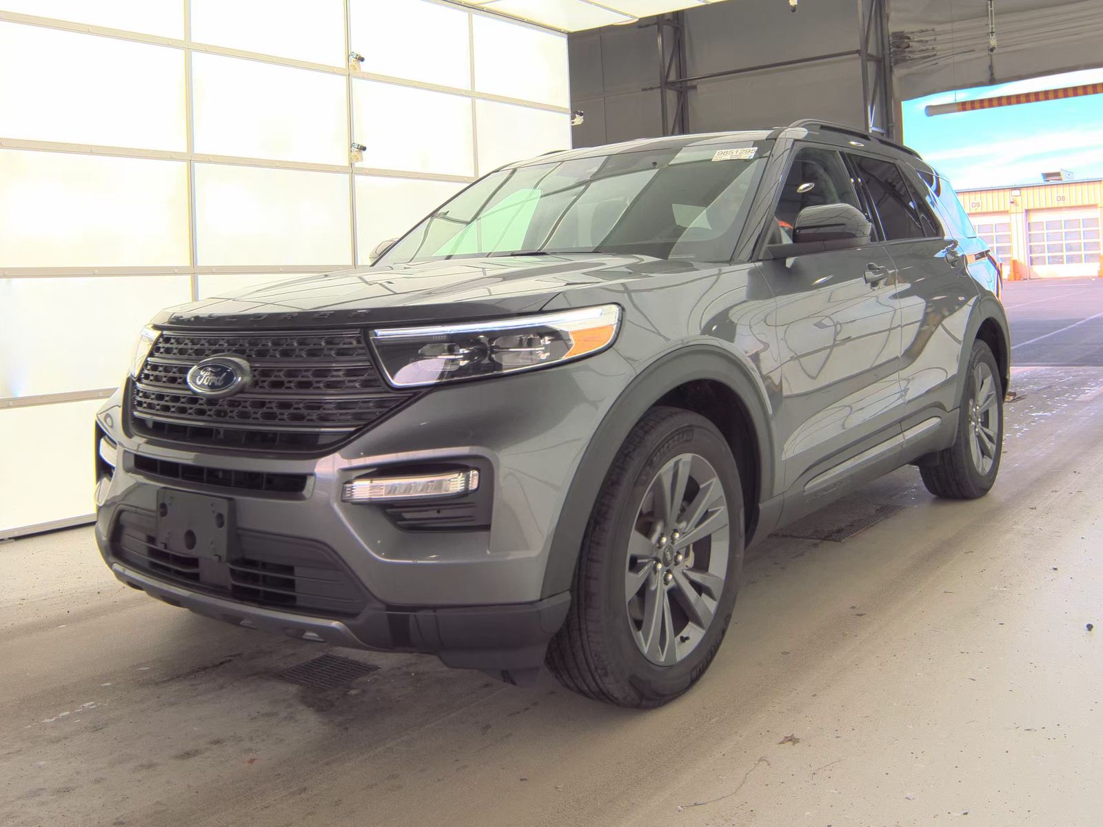 2023 Ford Explorer XLT AWD