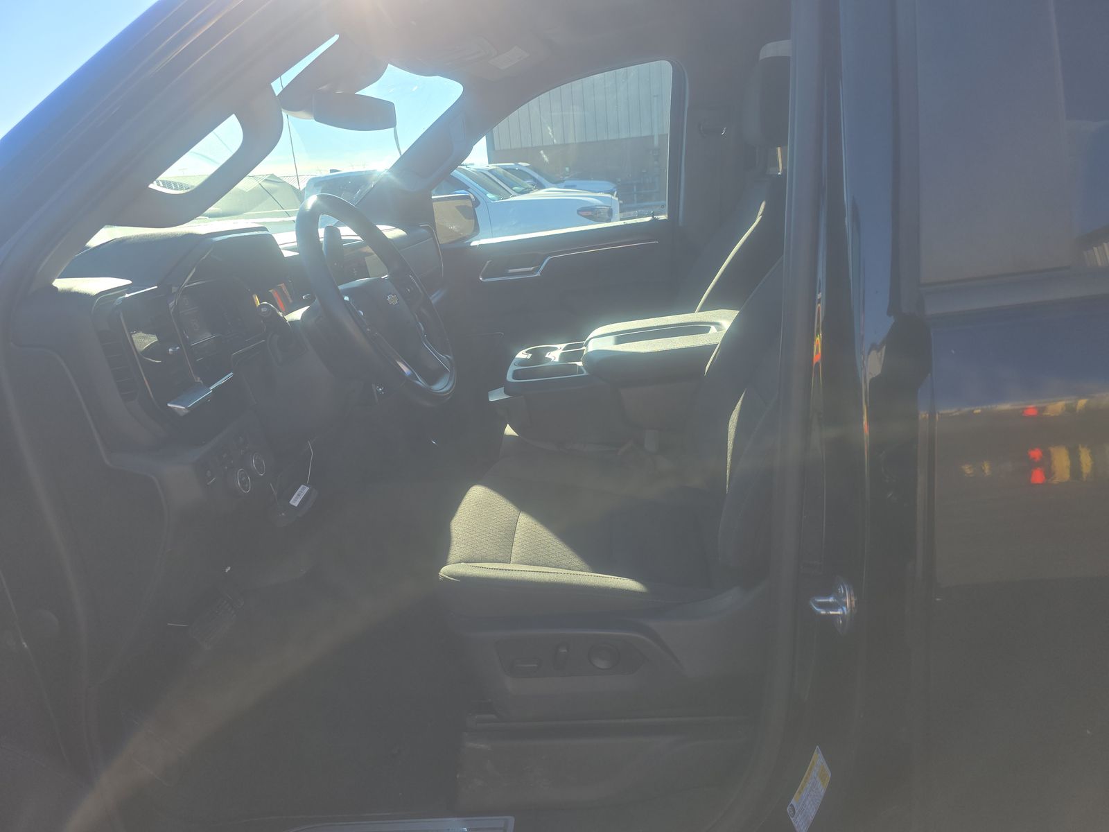 2023 Chevrolet Silverado 1500 LT AWD