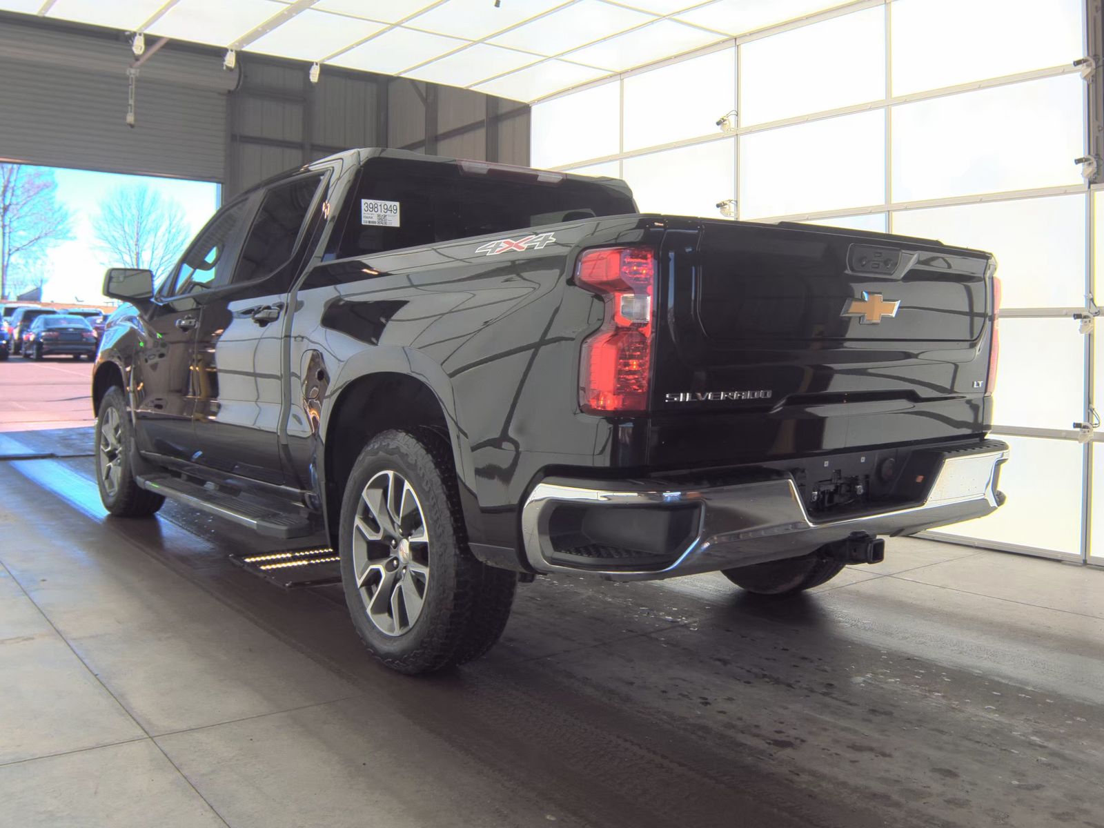 2023 Chevrolet Silverado 1500 LT AWD