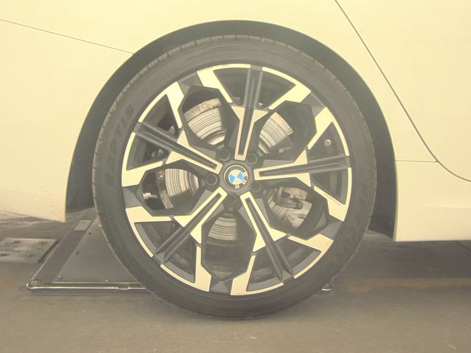 2025 BMW 3 Series 330i xDrive AWD